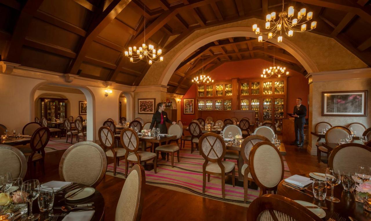 Temple Gate Hotel اينيس المظهر الخارجي الصورة